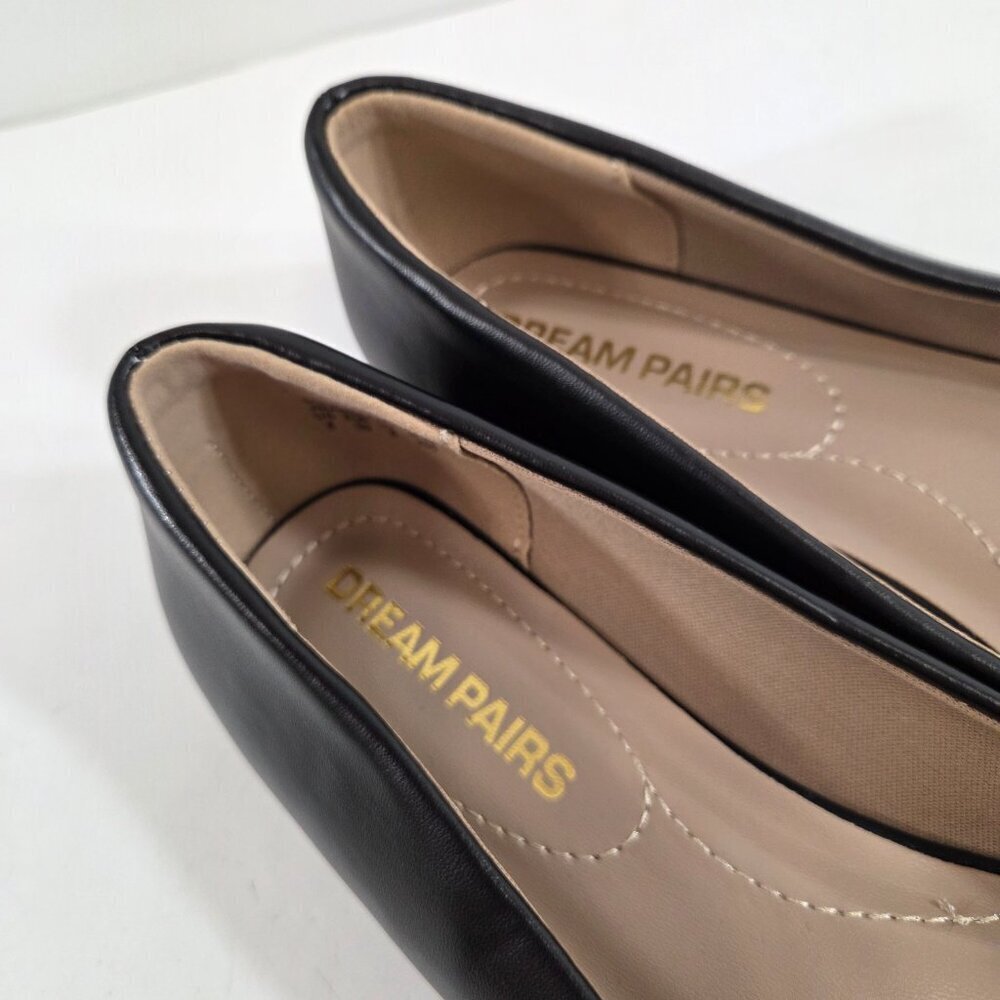 Dream Pairs Black Pointed Toe Flats US Size 8 NWOT - Picture 3 of 8